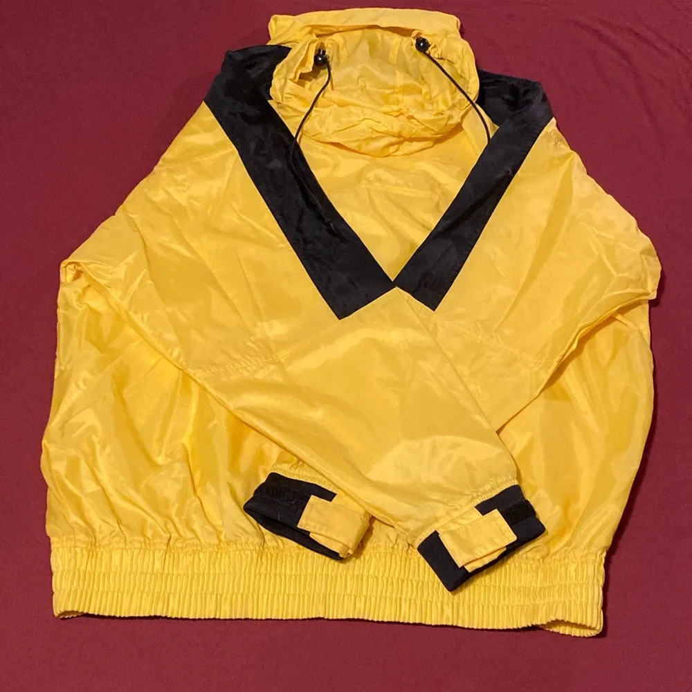 Rain Jacket Yellow - Picture 3 of 5